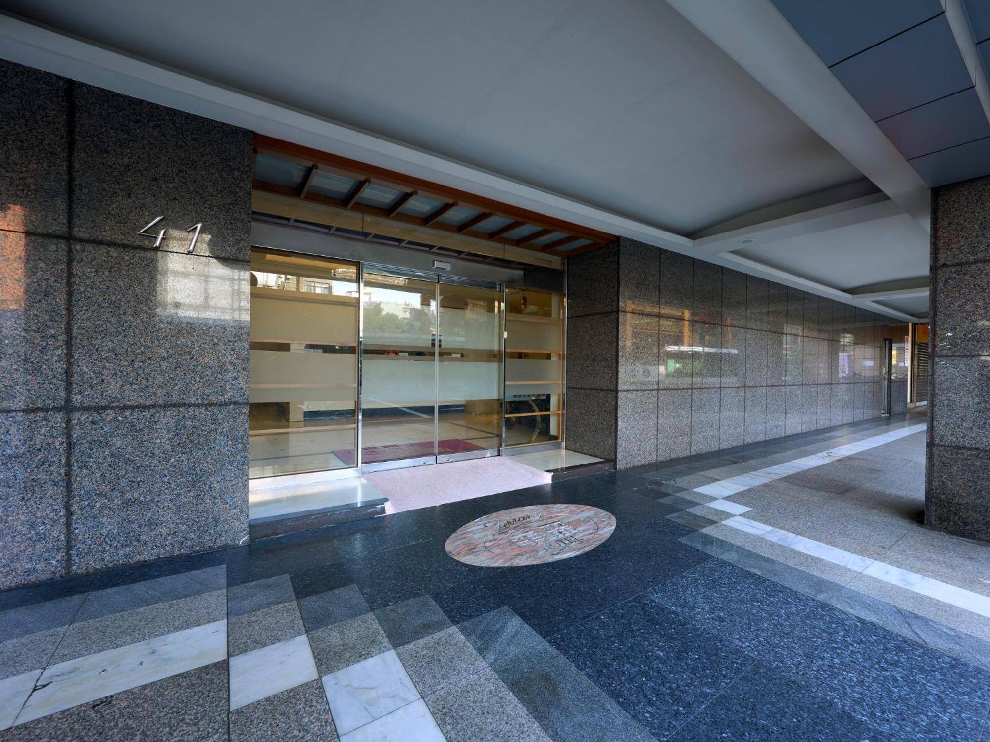 華麗大飯店ferrary Hotel Taipéi Exterior foto