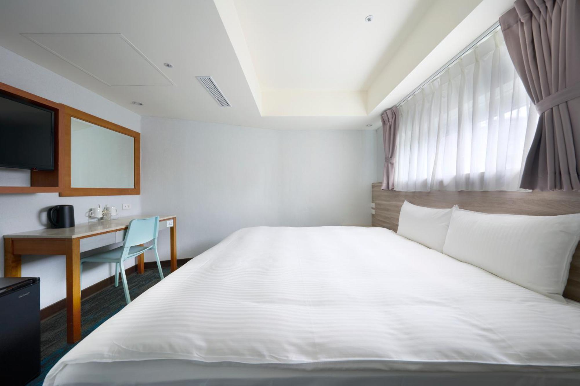華麗大飯店ferrary Hotel Taipéi Exterior foto