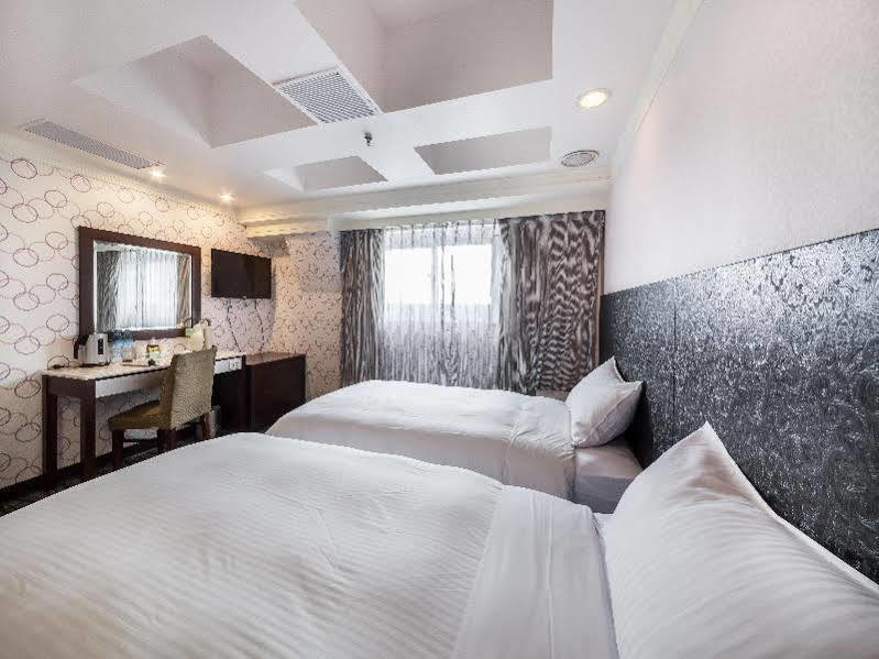 華麗大飯店ferrary Hotel Taipéi Exterior foto